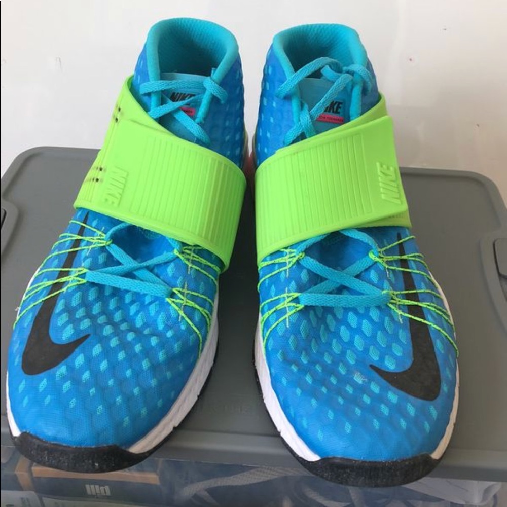 Nike Zoom Toranda trainers with box.